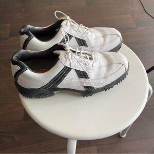 FootJoy Men Contour Series Golf Shoes White with Black Trim Size 8 M